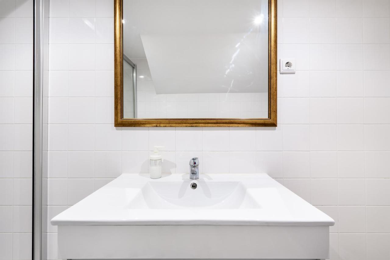 Viva Library Studio Porto Exteriér fotografie